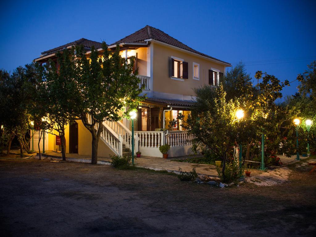 Apartment Areti Orfeas Studios